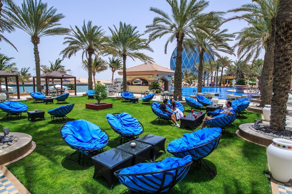 شاطئ الراحة 5*