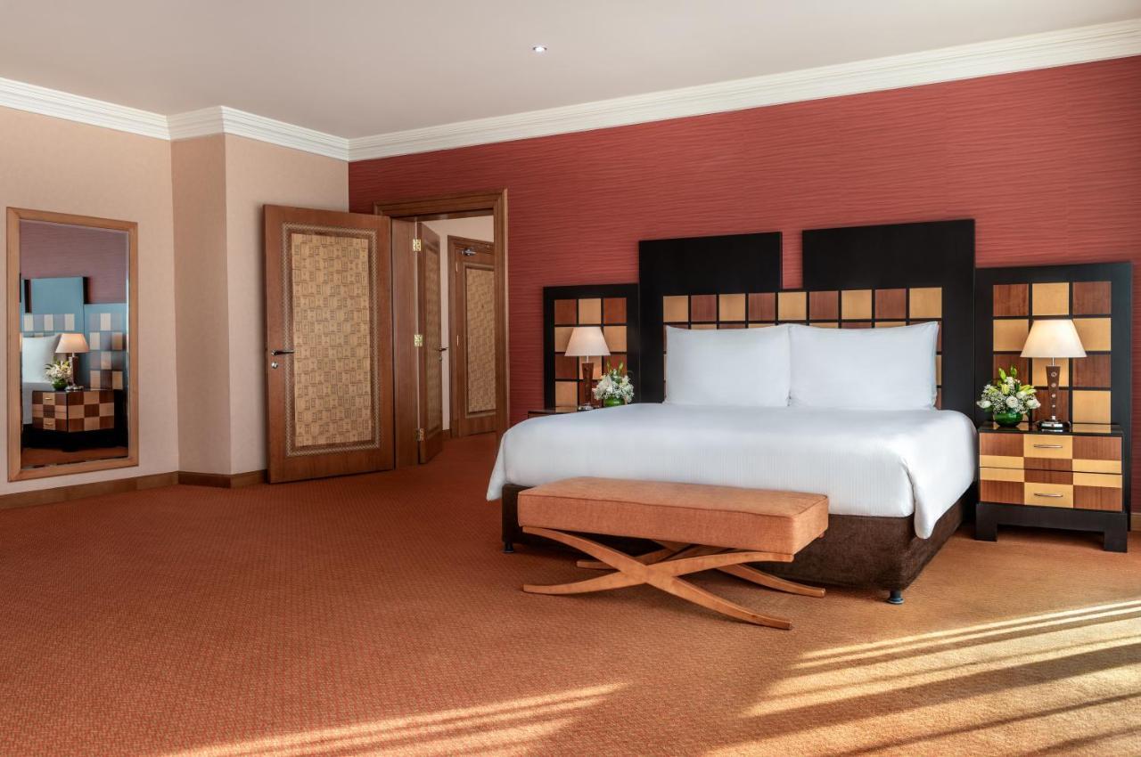 Al Raha & 5* Abu Dhabi