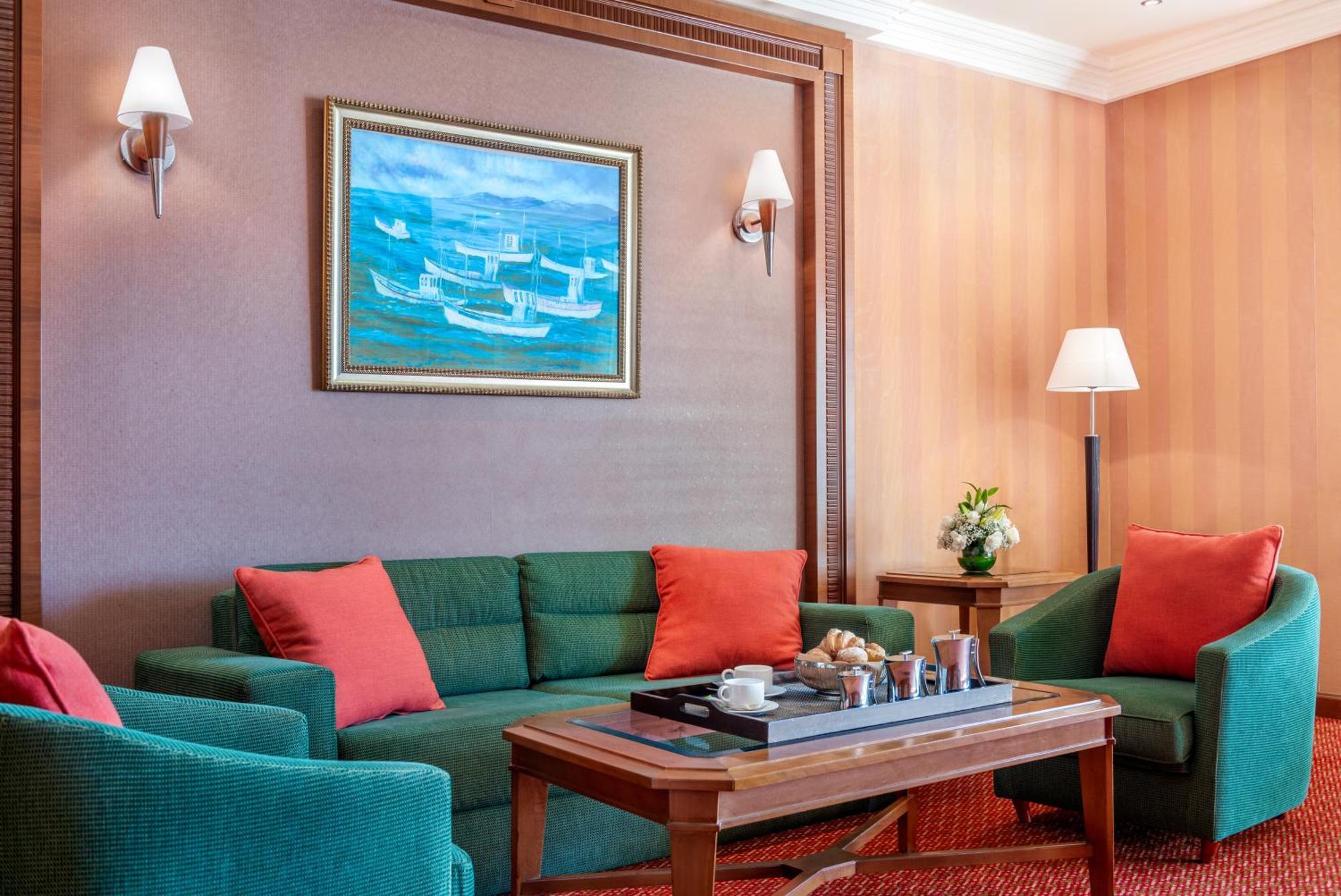 Hotel Al Raha &